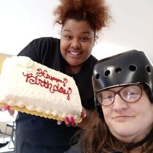 Meet your Posher, Christy